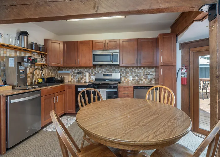 Manitou Lodge 2 By Alpine Lodging Telluride